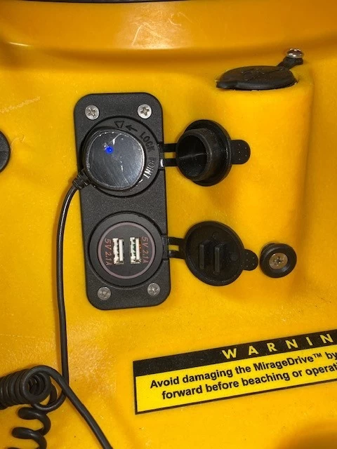 FPV-Power Dash Mounted 2.1Amp USB Dual Port 3 FPV-Power Dash Mounted 2.1Amp USB Dual Port - Image 3